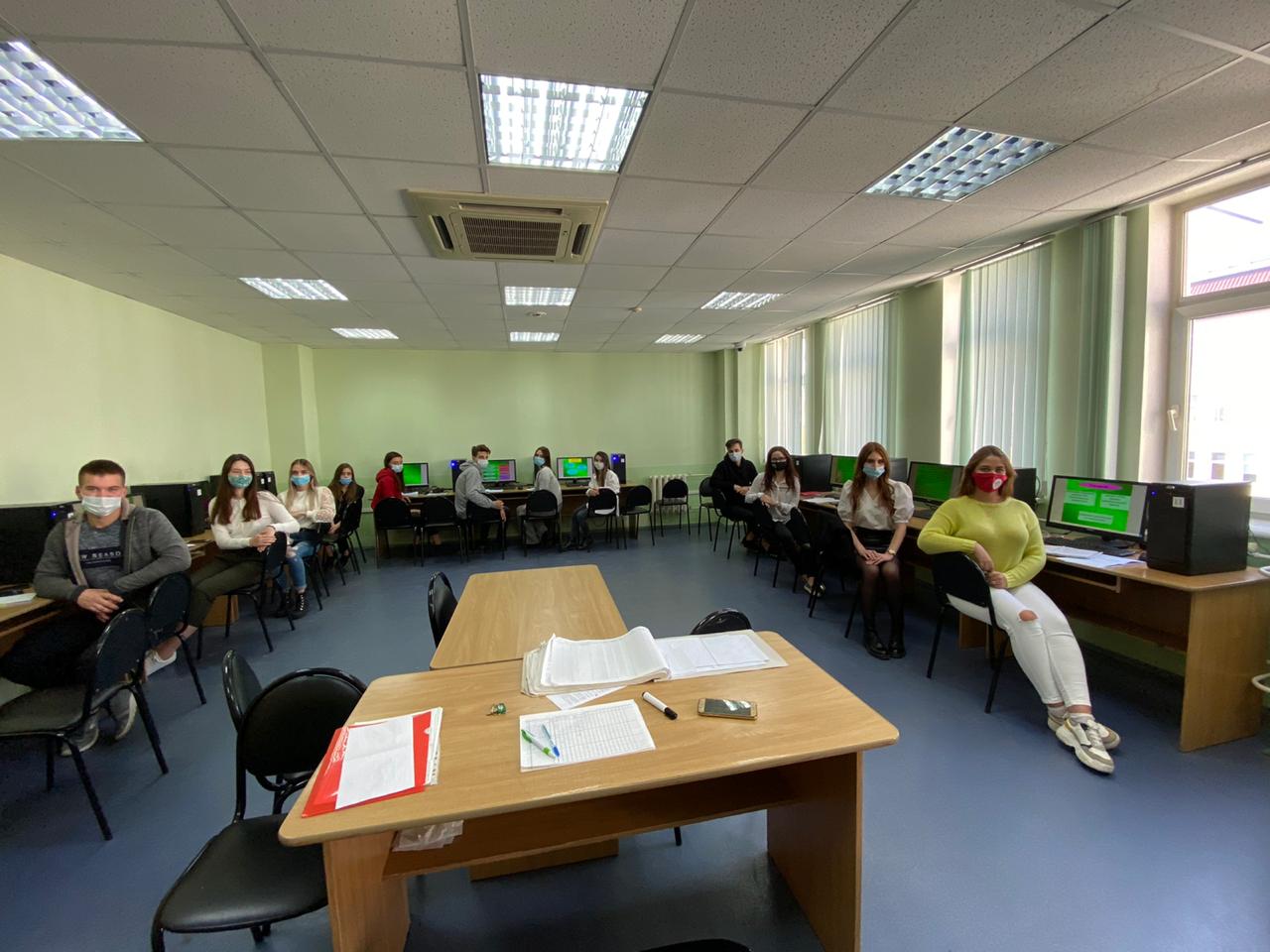 Круглый стол на тему «Благоустройство территории субъекта РФ и рост социального и материального благополучия его жителей